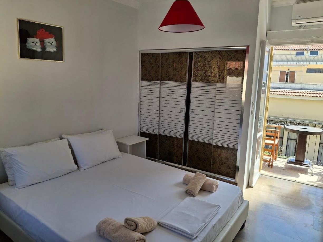 Nafpaktos Apartment And Studios In Port Kamer foto